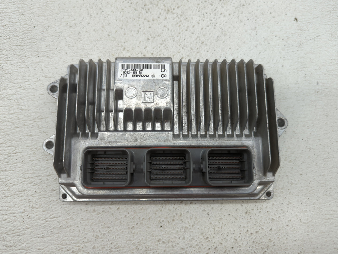 2016-2017 Honda Accord PCM Engine Control Computer ECU ECM PCU OEM P/N:37820-5A0-L63 37820-5A0-L64 Fits Fits 2016 2017 OEM U