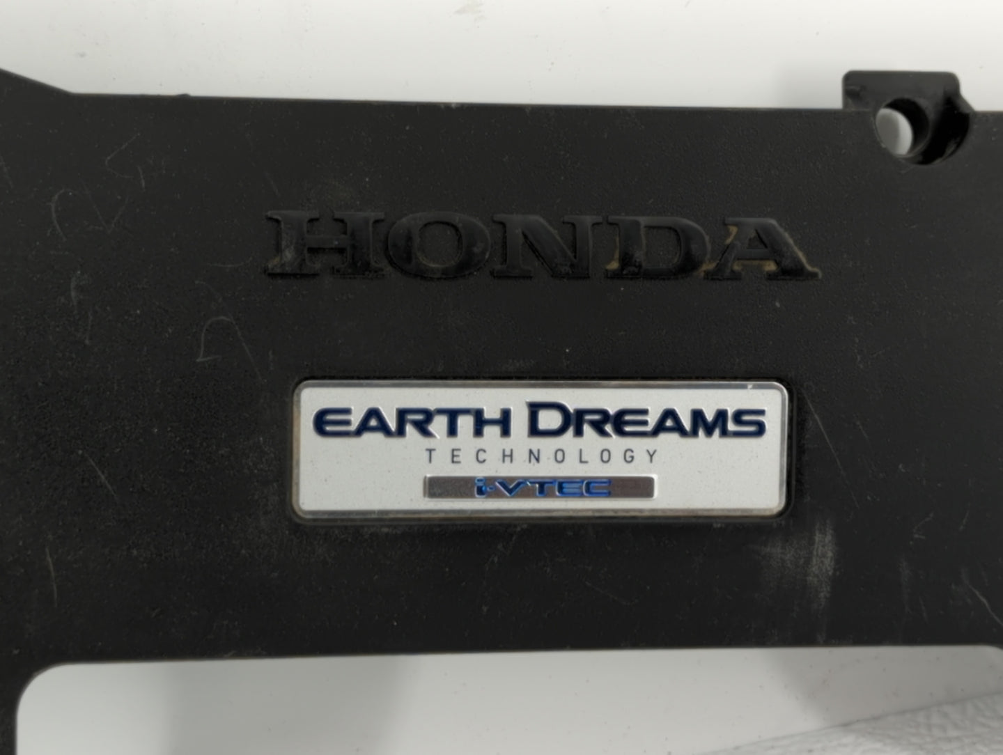 2017 Honda Accord Engine Cover - Oemusedautoparts1.com