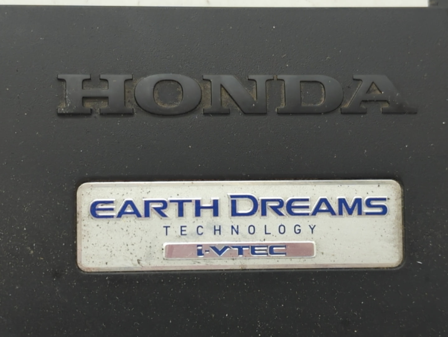 2017 Honda Accord Engine Cover - Oemusedautoparts1.com
