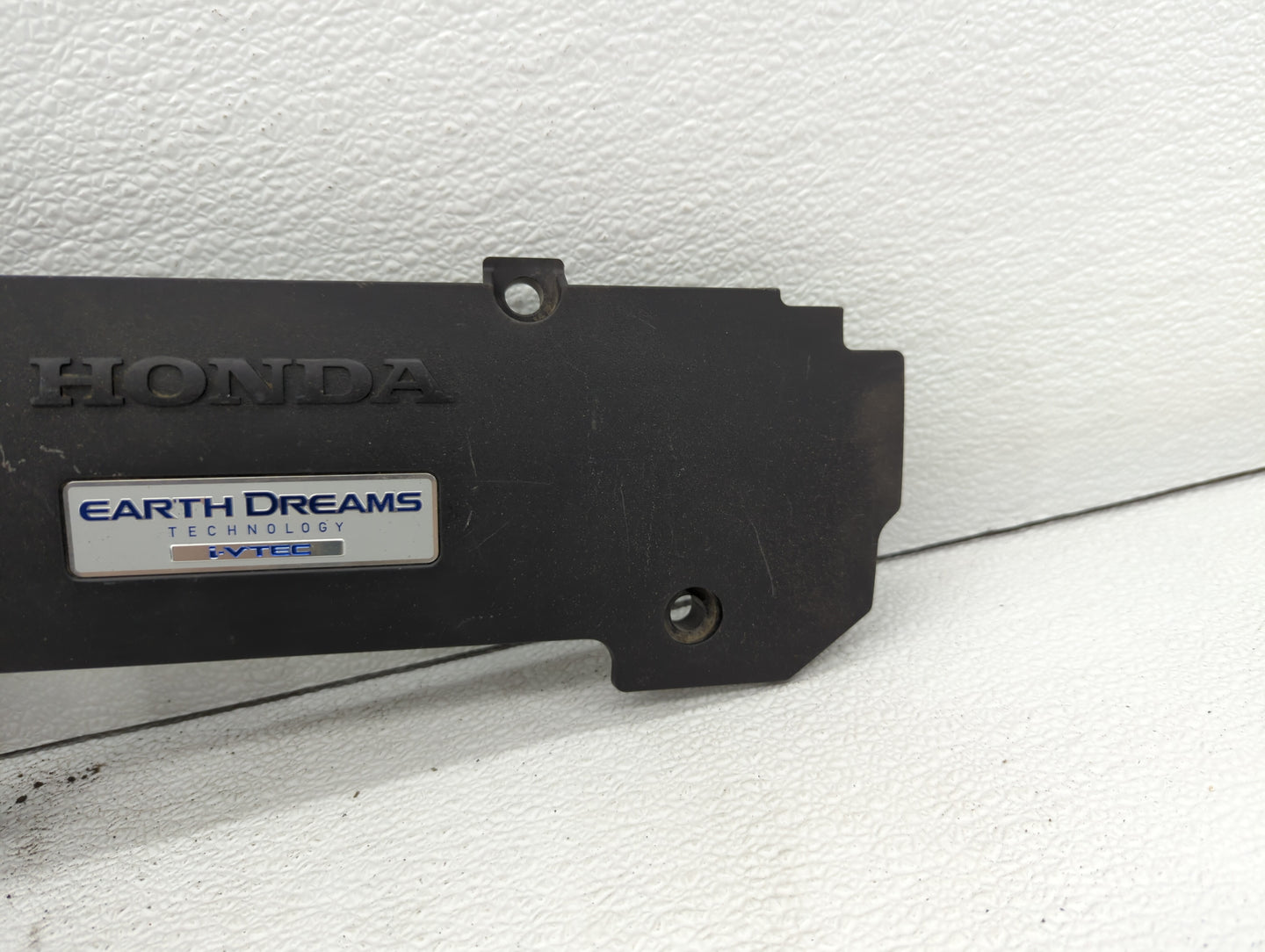 2017 Honda Accord Engine Cover - Oemusedautoparts1.com