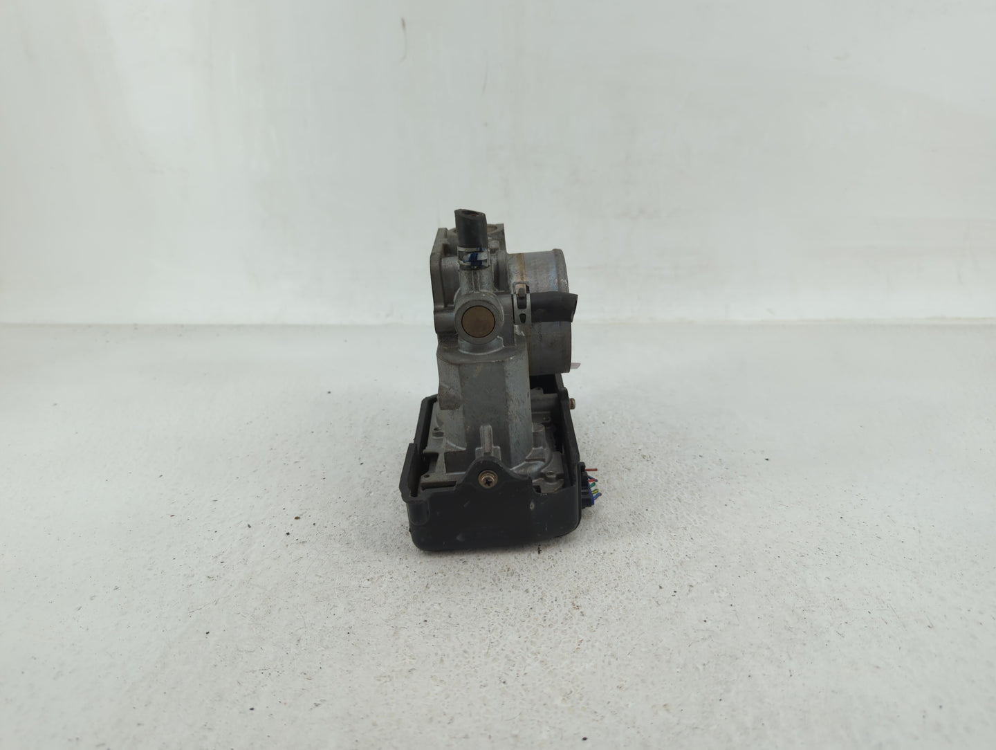 2013-2017 Honda Accord Throttle Body P/N:GMF4A Fits Fits 2013 2014 2015 2016 2017 2018 2019 2020 2021 2022 OEM Used Auto Par