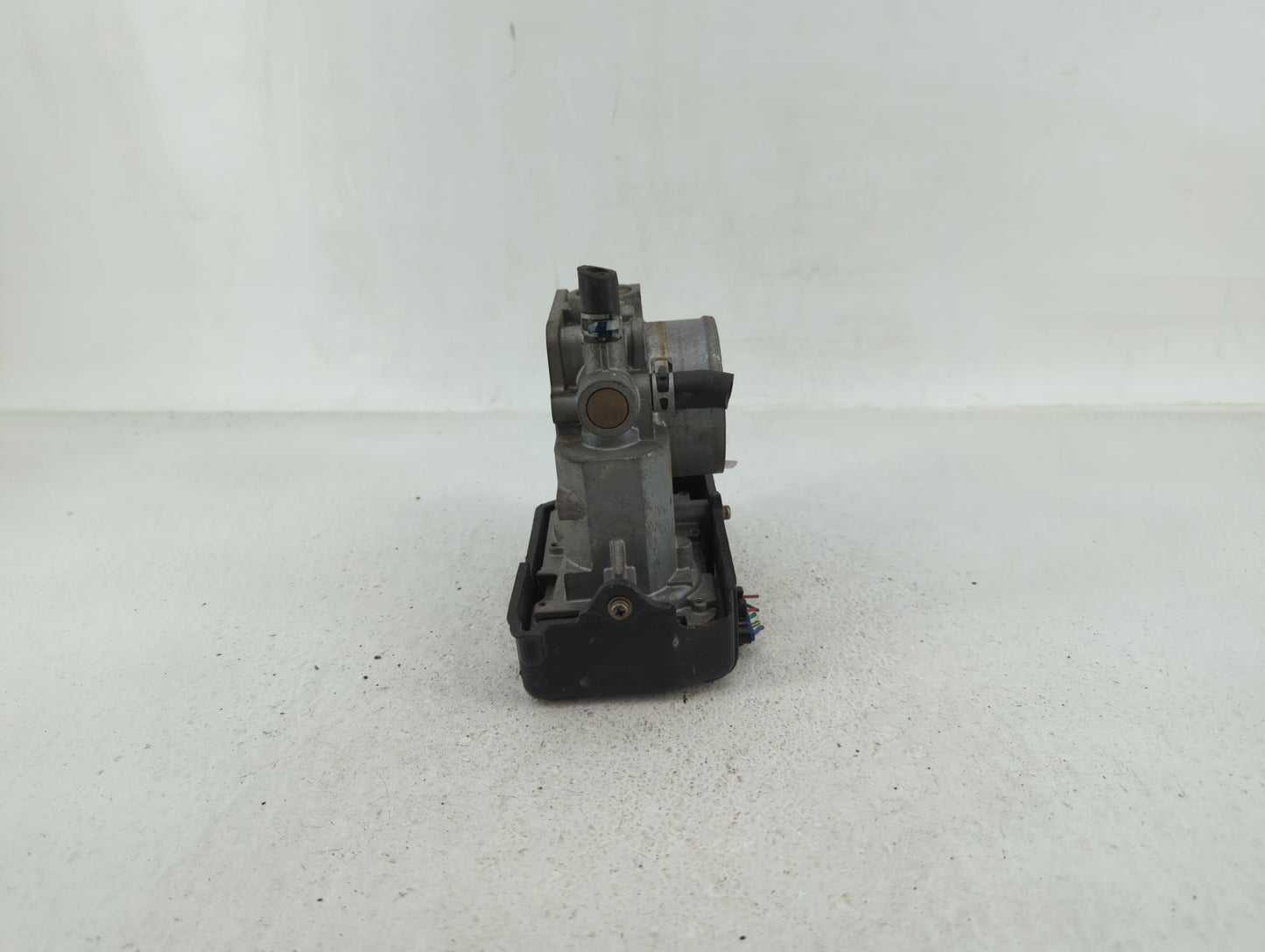 2013-2017 Honda Accord Throttle Body P/N:GMF4A Fits Fits 2013 2014 2015 2016 2017 2018 2019 2020 2021 2022 OEM Used Auto Par