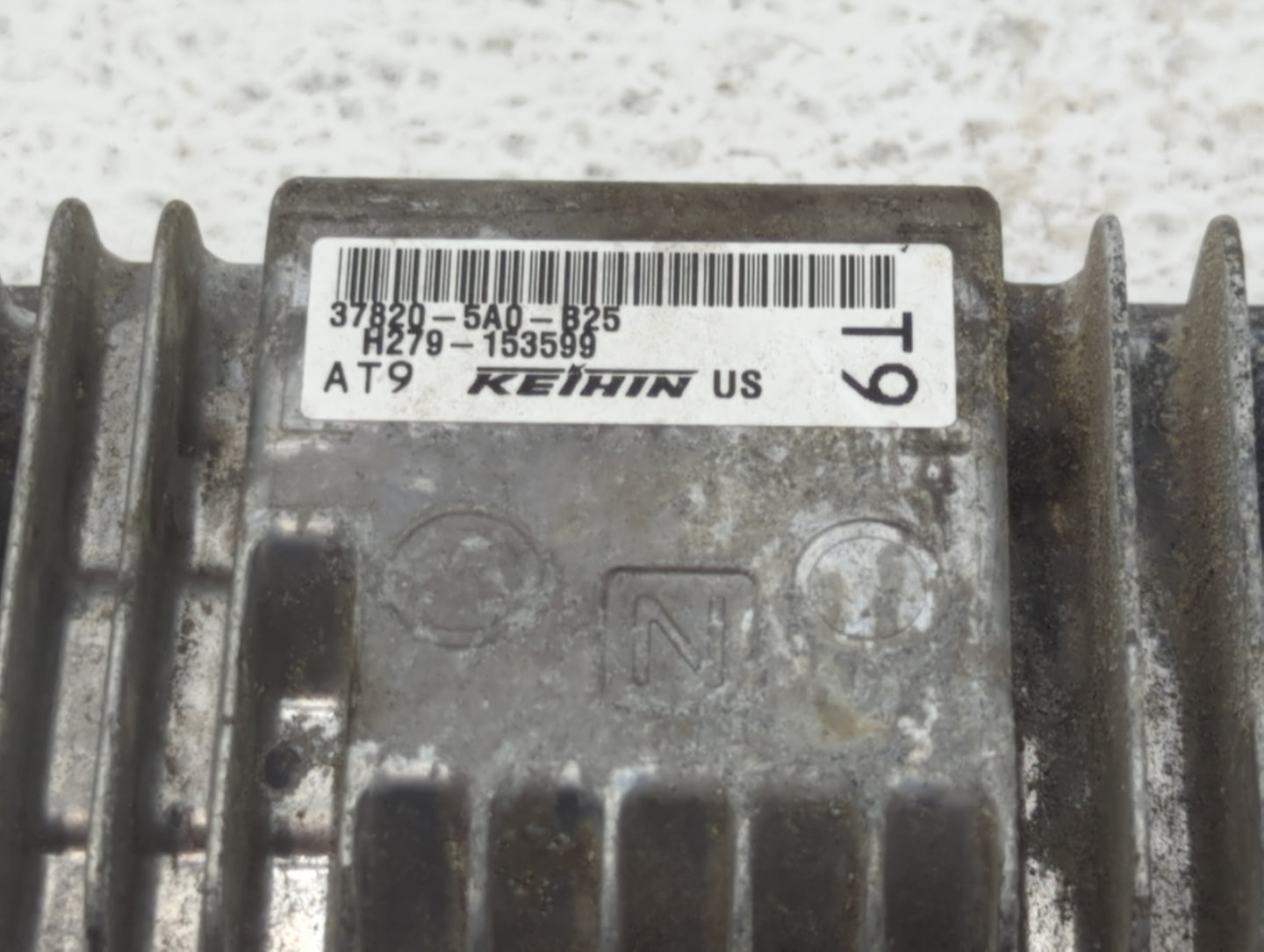 2016-2017 Honda Accord PCM Engine Control Computer ECU ECM PCU OEM P/N:37820-5A0-B23 37820-5A0-B24 Fits Fits 2016 2017 OEM U