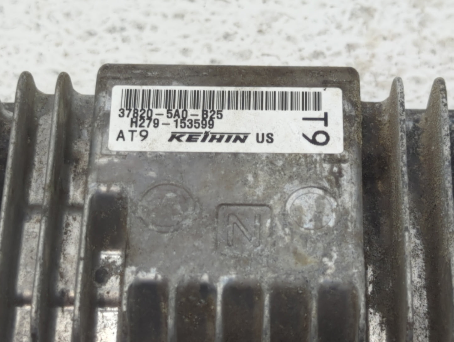 2016-2017 Honda Accord PCM Engine Control Computer ECU ECM PCU OEM P/N:37820-5A0-B23 37820-5A0-B24 Fits Fits 2016 2017 OEM U
