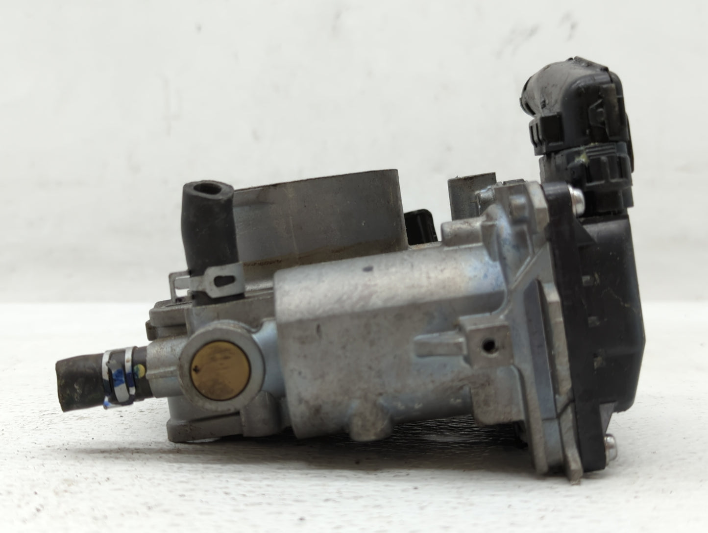 2013-2017 Honda Accord Throttle Body P/N:GMF4A Fits Fits 2013 2014 2015 2016 2017 2018 2019 2020 2021 2022 OEM Used Auto Par