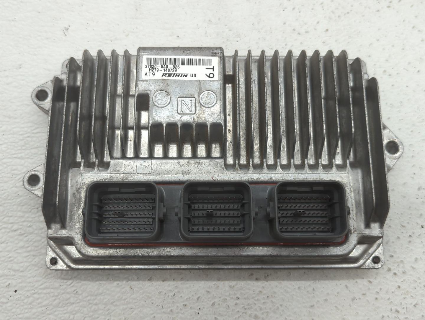 2016-2017 Honda Accord PCM Engine Control Computer ECU ECM PCU OEM P/N:37820-5A0-B25 37820-5A0-B75 Fits Fits 2016 2017 OEM U