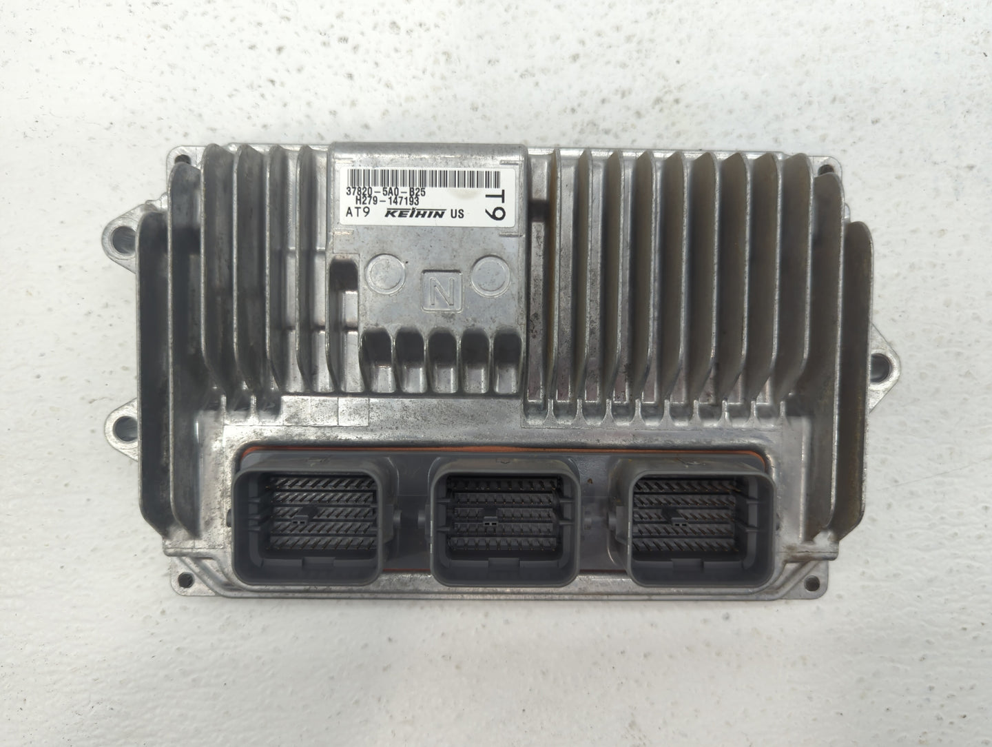 2016-2017 Honda Accord PCM Engine Control Computer ECU ECM PCU OEM P/N:37820-5A0-B25 37820-5A0-L34 Fits Fits 2016 2017 OEM U