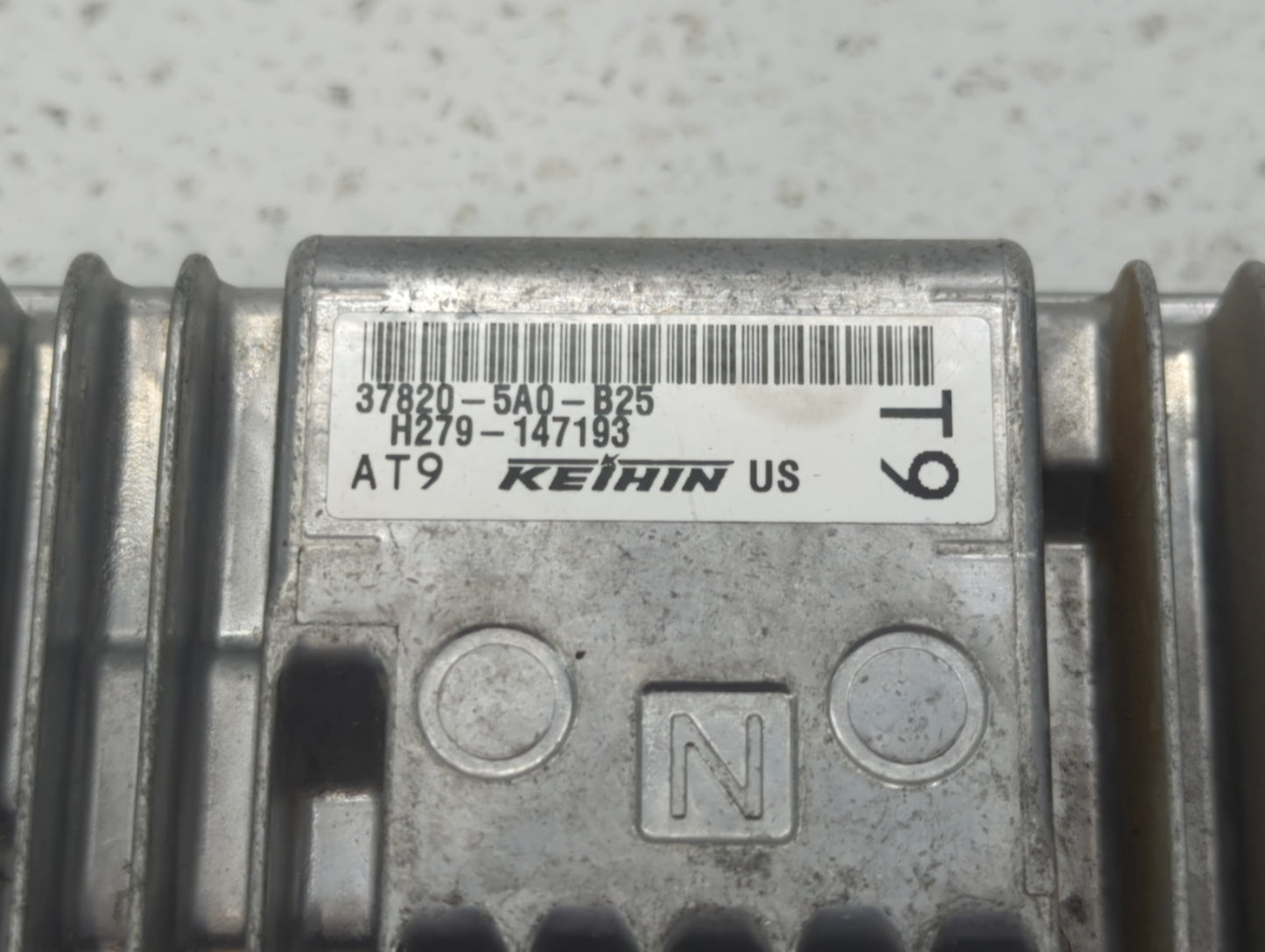 2016-2017 Honda Accord PCM Engine Control Computer ECU ECM PCU OEM P/N:37820-5A0-B25 37820-5A0-L34 Fits Fits 2016 2017 OEM U