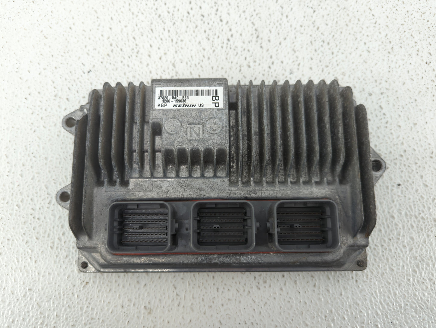 2016-2017 Honda Accord PCM Engine Control Computer ECU ECM PCU OEM P/N:37820-5A0-B65 37820-5A0-B25 Fits Fits 2016 2017 OEM U