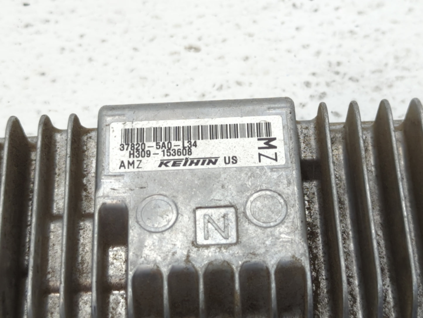 2016-2017 Honda Accord PCM Engine Control Computer ECU ECM PCU OEM P/N:37820-5A0-B25 37820-5A0-L34 Fits Fits 2016 2017 OEM U