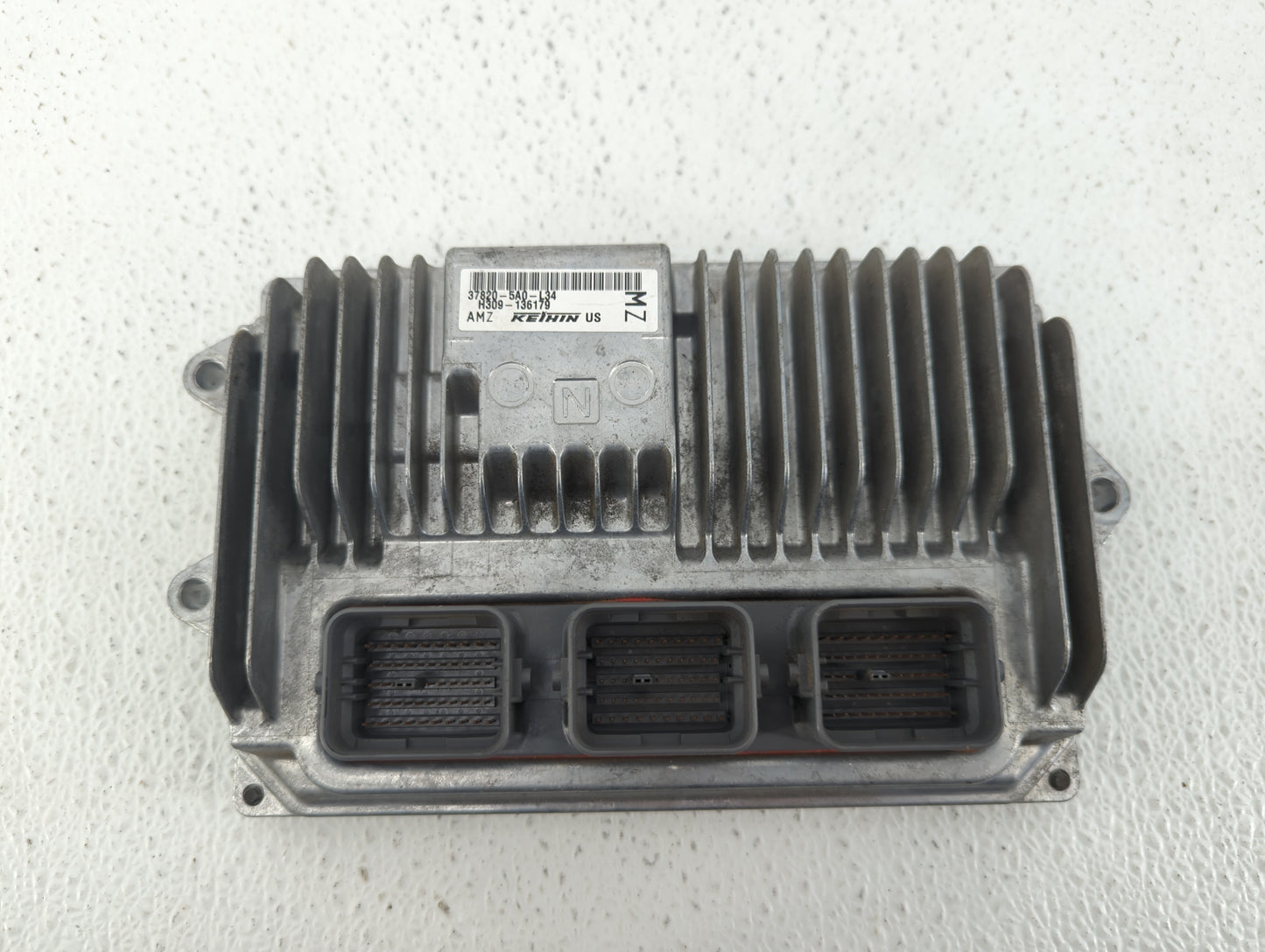 2016-2017 Honda Accord PCM Engine Control Computer ECU ECM PCU OEM P/N:37820-5A0-B25 37820-5A0-L34 Fits Fits 2016 2017 OEM U
