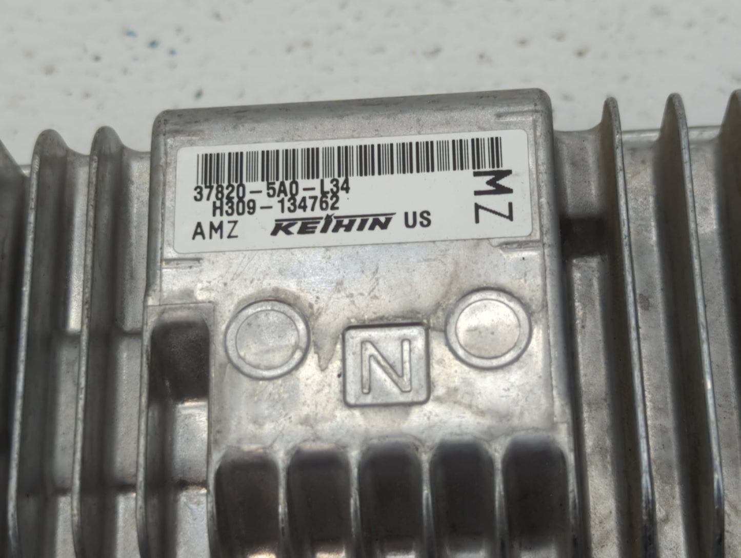 2016-2017 Honda Accord PCM Engine Control Computer ECU ECM PCU OEM P/N:37820-5A0-L34 37820-5A0-B25 Fits Fits 2016 2017 OEM U