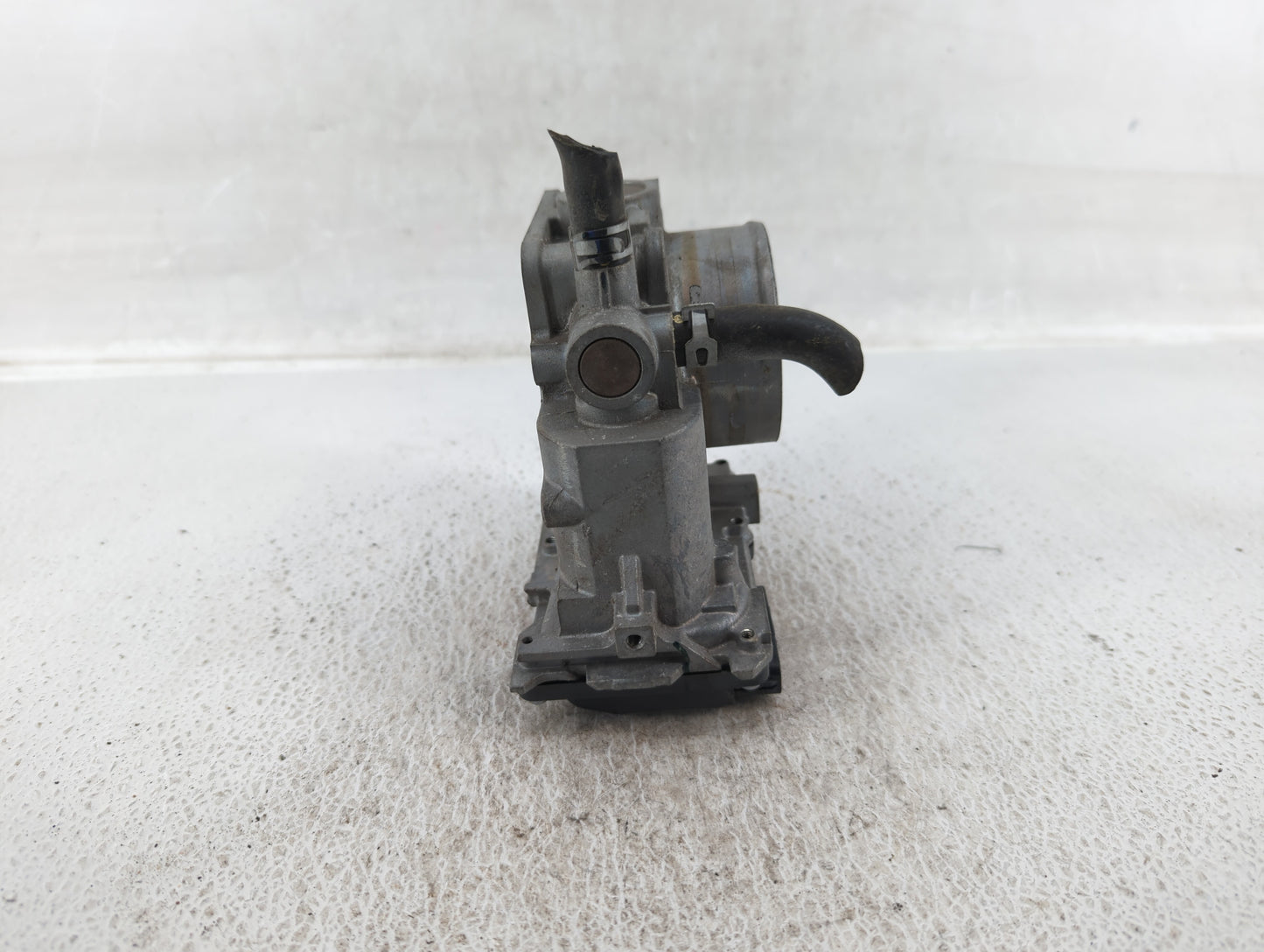 2013-2017 Honda Accord Throttle Body P/N:U38497072808 Fits Fits 2013 2014 2015 2016 2017 2018 2019 2020 2021 2022 OEM Used A