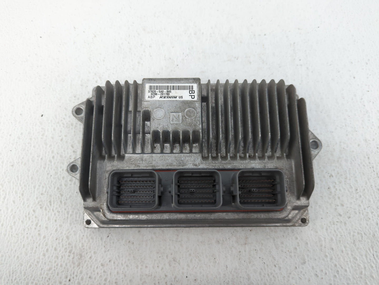 2016-2017 Honda Accord PCM Engine Control Computer ECU ECM PCU OEM P/N:37820-5A0-B65 37820-5A0-B25 Fits Fits 2016 2017 OEM U