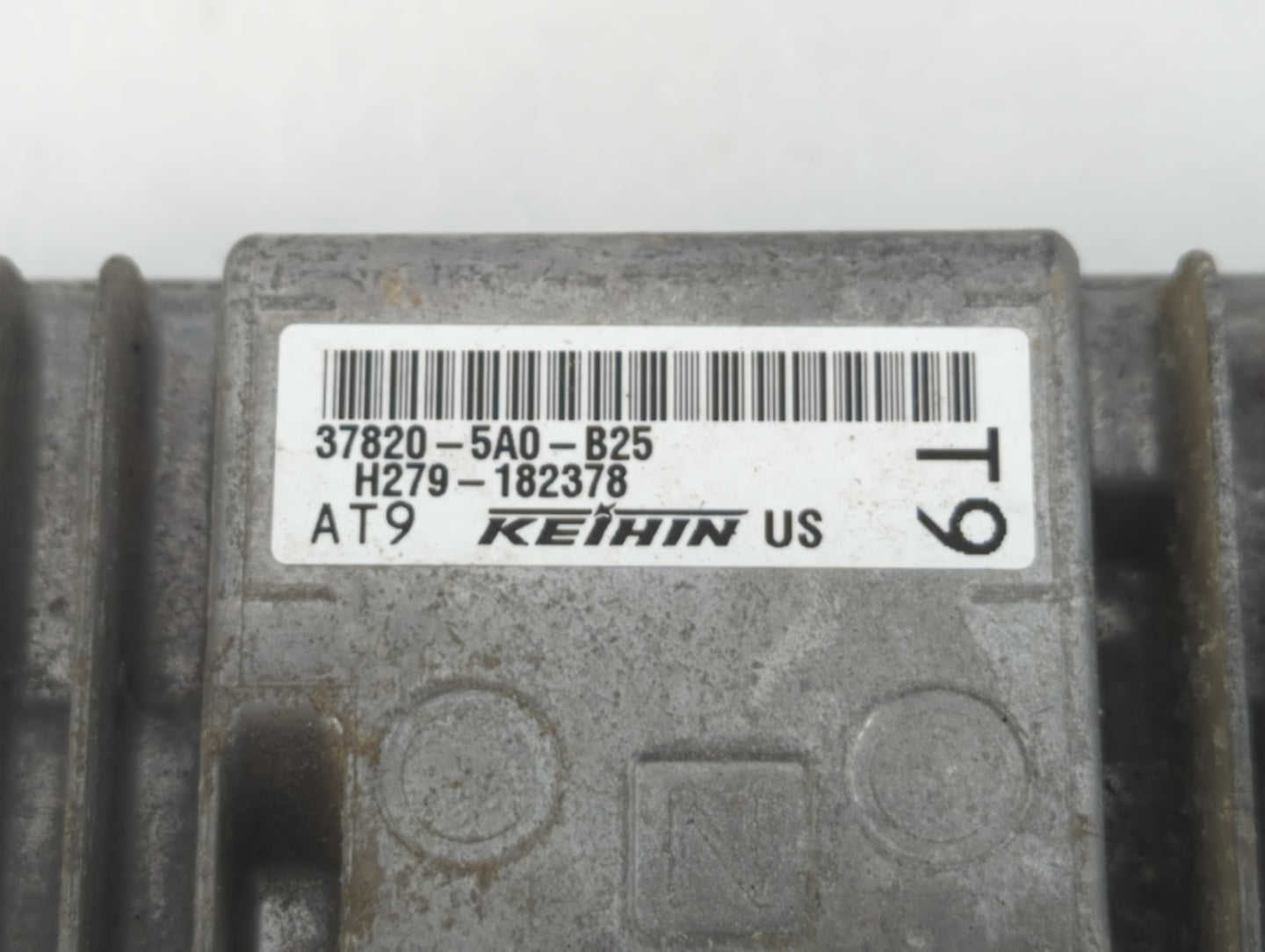 2016-2017 Honda Accord PCM Engine Control Computer ECU ECM PCU OEM P/N:37820-5A0-B25 Fits Fits 2016 2017 OEM Used Auto Parts
