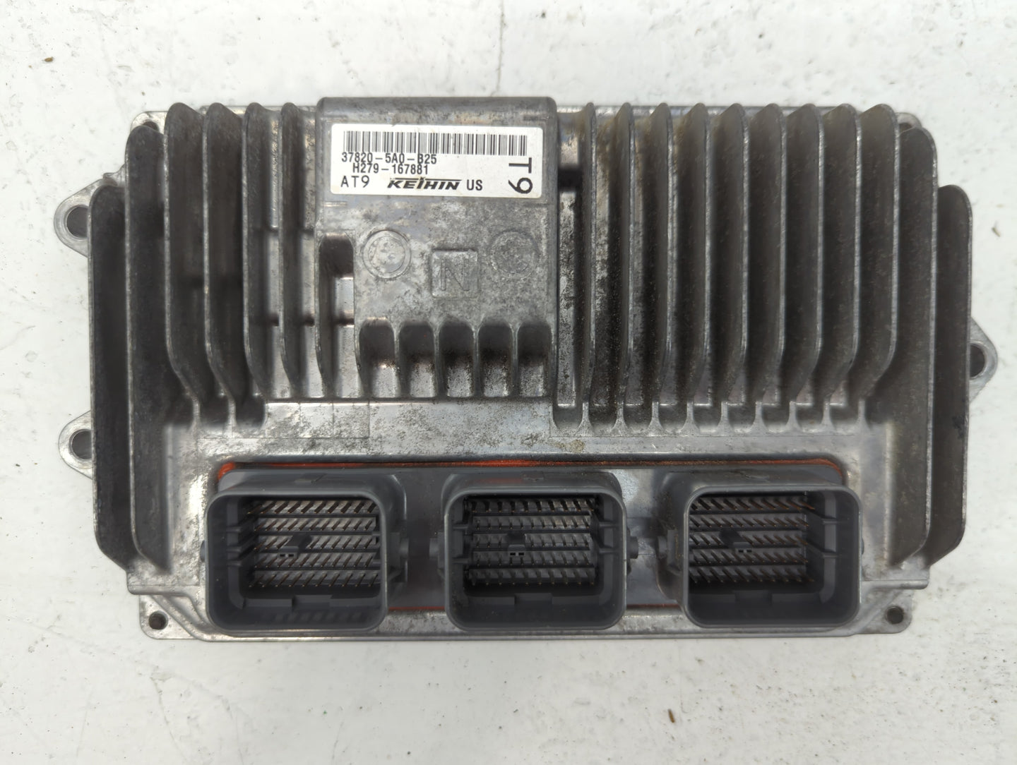 2016-2017 Honda Accord PCM Engine Control Computer ECU ECM PCU OEM P/N:37820-5A0-B25 Fits Fits 2016 2017 OEM Used Auto Parts