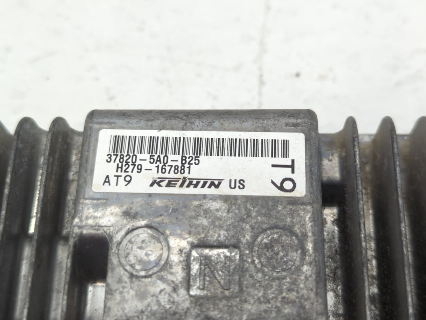 2016-2017 Honda Accord PCM Engine Control Computer ECU ECM PCU OEM P/N:37820-5A0-B25 Fits Fits 2016 2017 OEM Used Auto Parts