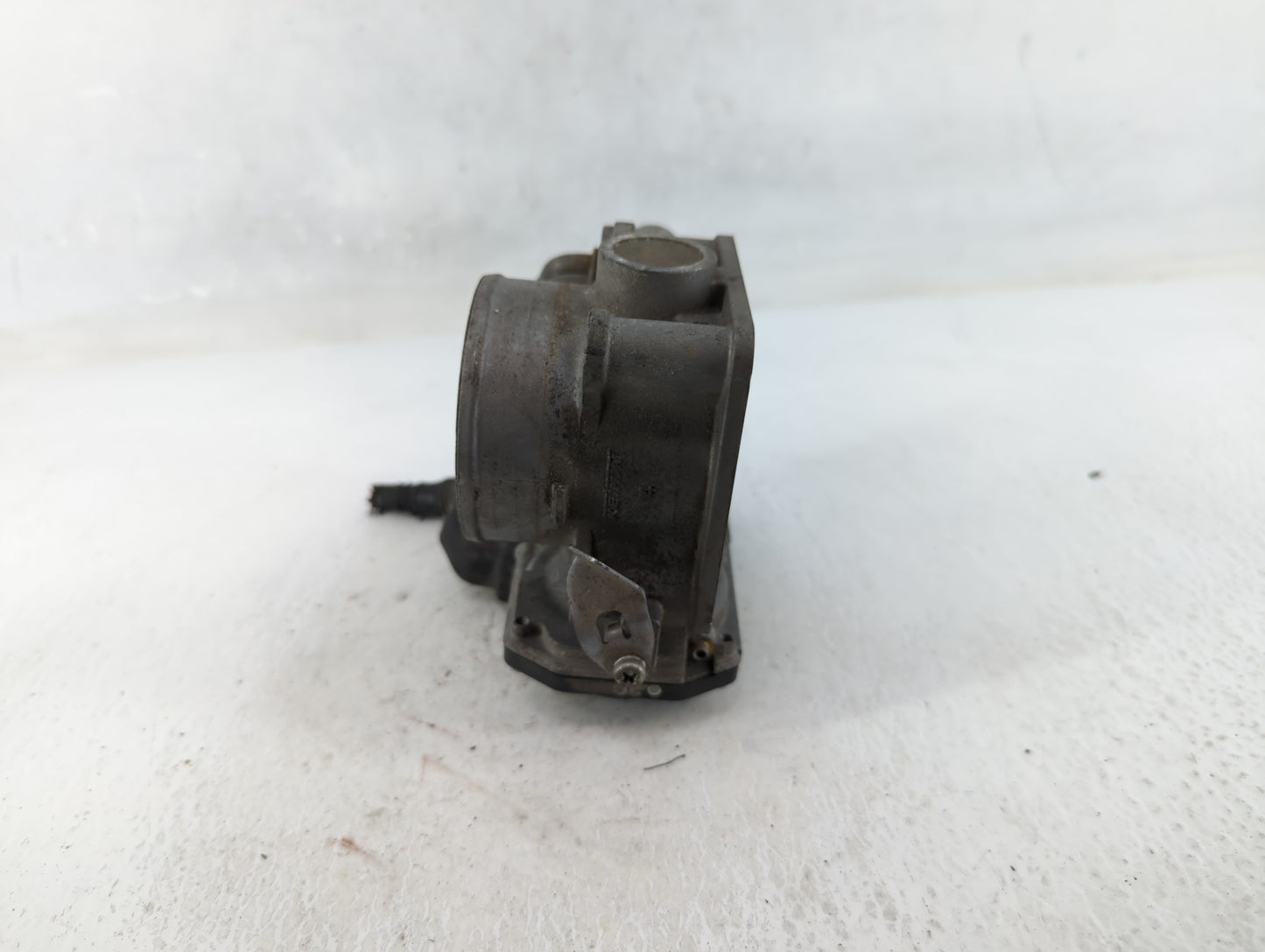 2013-2017 Honda Accord Throttle Body P/N:U38393021759 Fits Fits 2013 2014 2015 2016 2017 2018 OEM Used Auto Parts - Oemuseda