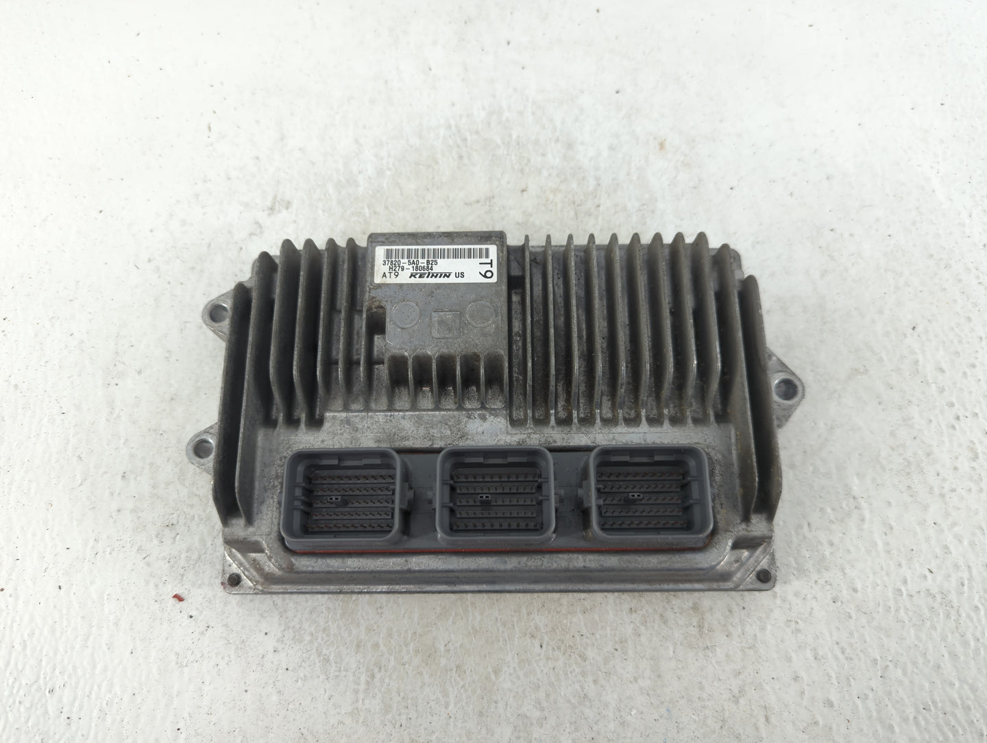 2016-2017 Honda Accord PCM Engine Control Computer ECU ECM PCU OEM P/N:H279-180684 37820-5A0-B25 Fits Fits 2016 2017 OEM Use