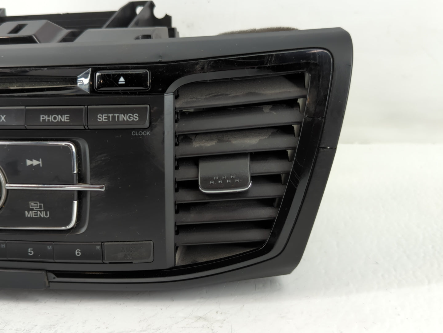 2017-2017 Honda Accord Am Fm Cd Player Radio Receiver - Oemusedautoparts1.com
