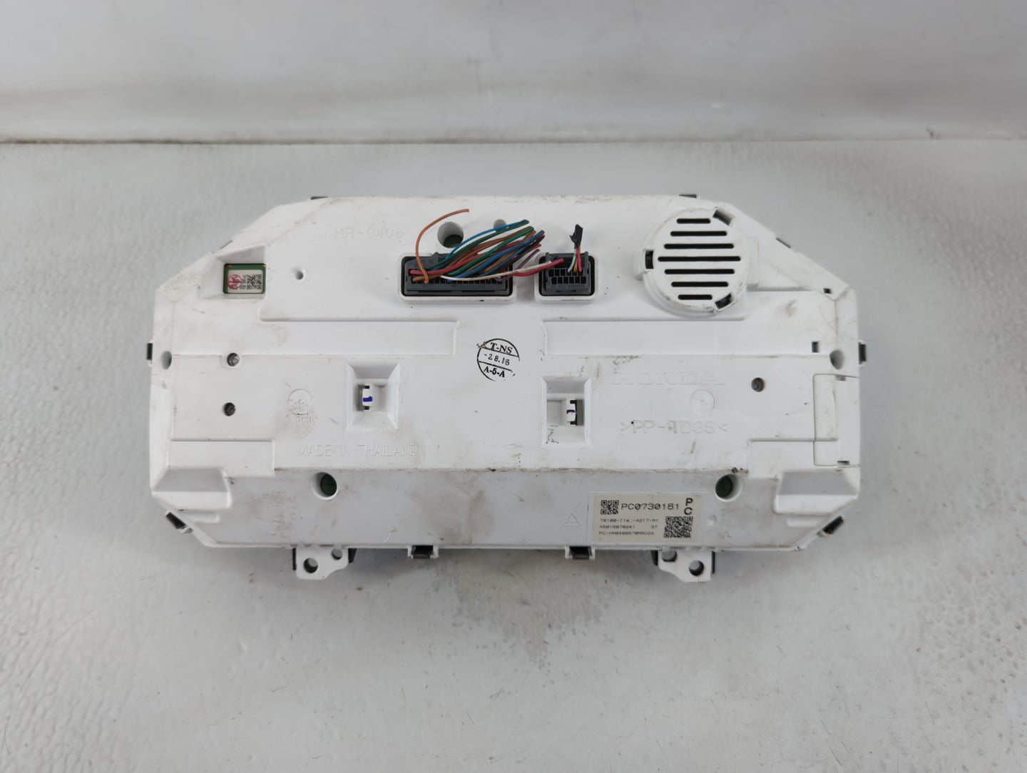 2017 Honda Accord Instrument Cluster Speedometer Gauges P/N:A5016070241 78100-T1W-A217-M1 Fits OEM Used Auto Parts - Oemused