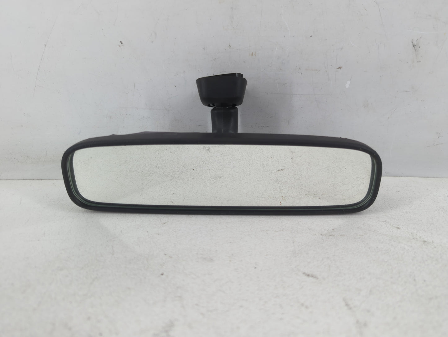 2013-2017 Honda Accord Interior Rear View Mirror Replacement OEM P/N:E4012197 Fits OEM Used Auto Parts - Oemusedautoparts1.c
