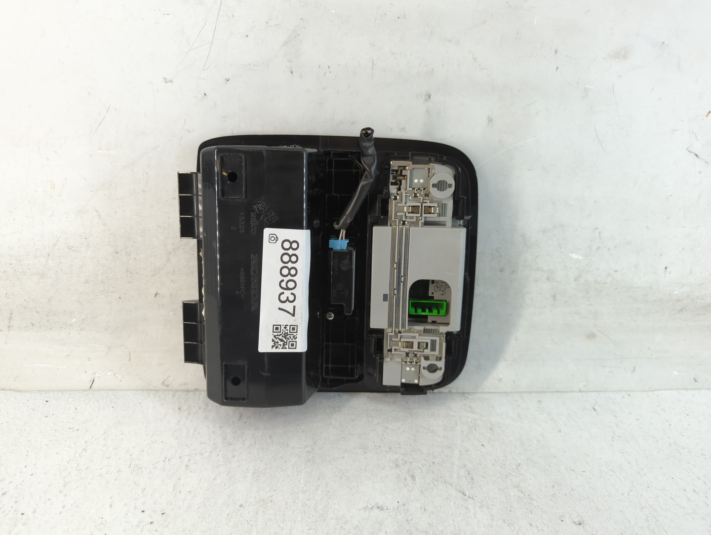 2017 Honda Accord Overhead Roof Console 888937 - Oemusedautoparts1.com