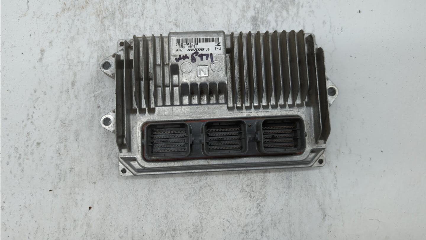 2017 Honda Accord PCM Engine Control Computer ECU ECM PCU OEM P/N:37820-5A0-L34 37820-5A0-B54, 37820-5A0-L32 Fits Fits 2016 