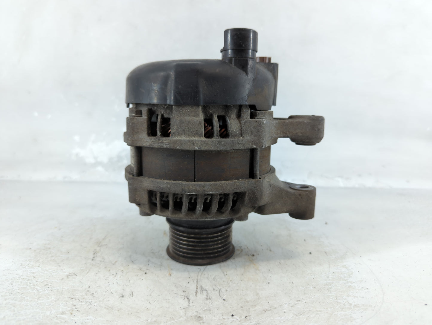 2016-2017 Honda Civic Alternator Replacement Generator Charging Assembly Engine OEM P/N:104211-4340 Fits Fits 2016 2017 OEM 