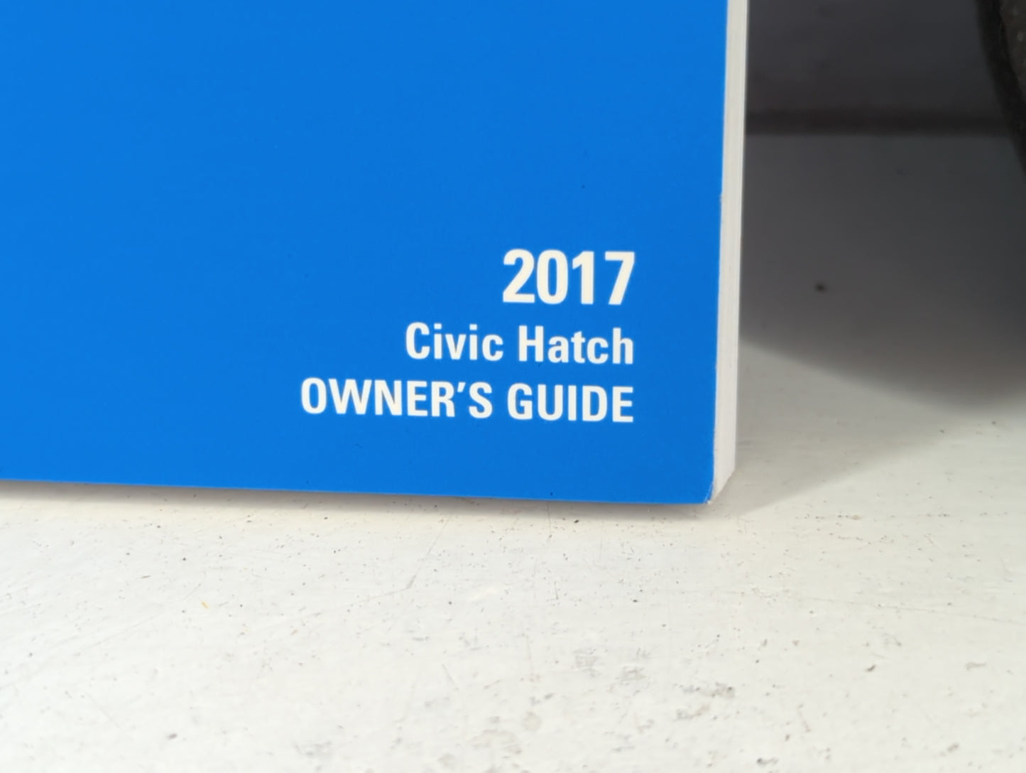 2017 Honda Civic Owners Manual Book Guide P/N:00X31-TGG-G002 OEM Used Auto Parts - Oemusedautoparts1.com