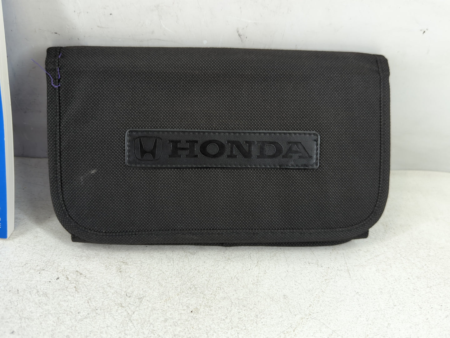 2017 Honda Civic Owners Manual Book Guide P/N:00X31-TBA-G110 31TBAG11 OEM Used Auto Parts - Oemusedautoparts1.com