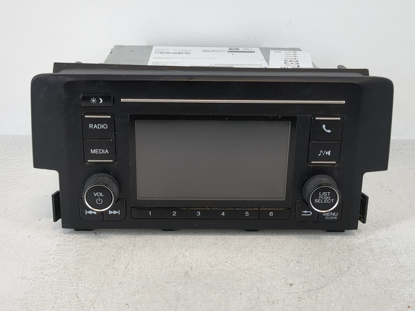 2016-2017 Honda Civic Radio AM FM Cd Player Receiver Replacement P/N:39100-TBA-A11 Fits Fits 2016 2017 OEM Used Auto Parts -