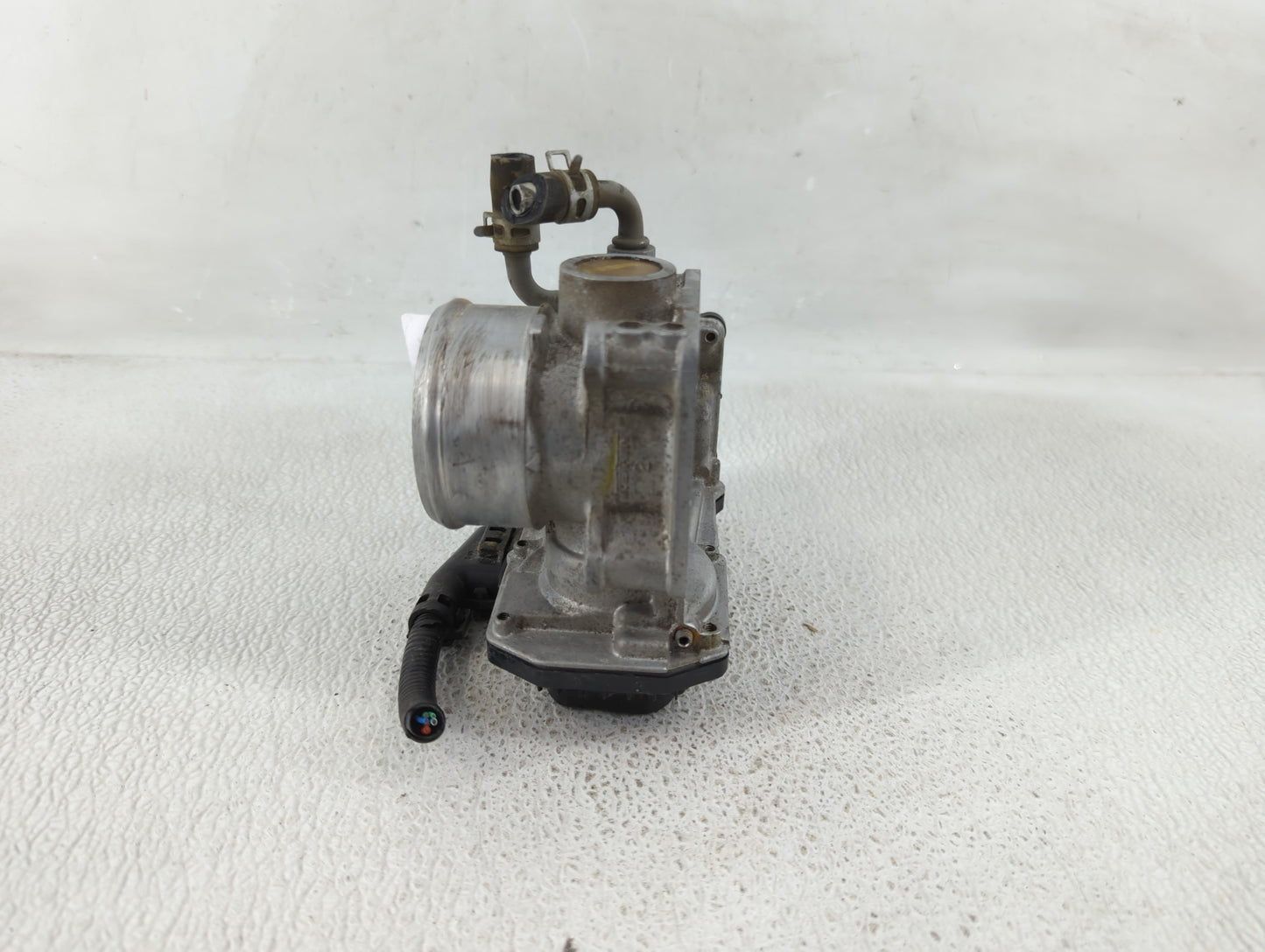 2016-2022 Honda Civic Throttle Body P/N:GMG9A Fits Fits 2016 2017 2018 2019 2020 2021 2022 OEM Used Auto Parts - Oemusedauto