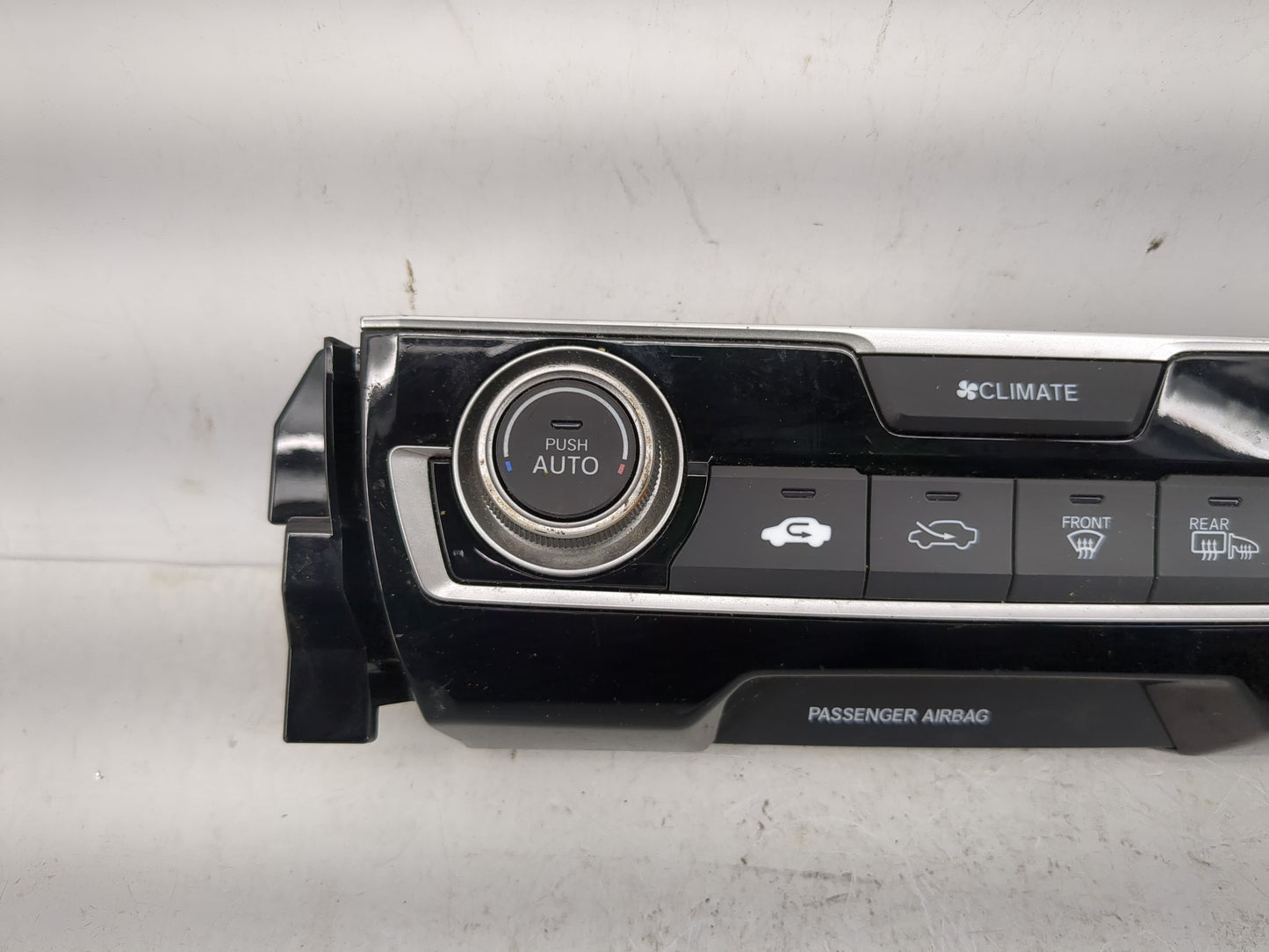2016-2021 Honda Civic Climate Control Module Temperature AC/Heater Replacement P/N:79600TBAA311M1 Fits OEM Used Auto Parts -