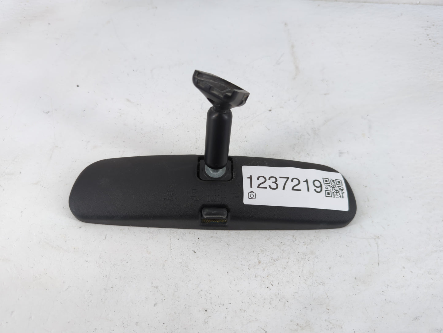 2022 Honda Civic Interior Rear View Mirror Replacement OEM P/N:E11025617 E11015617, E11045617 Fits OEM Used Auto Parts - Oem
