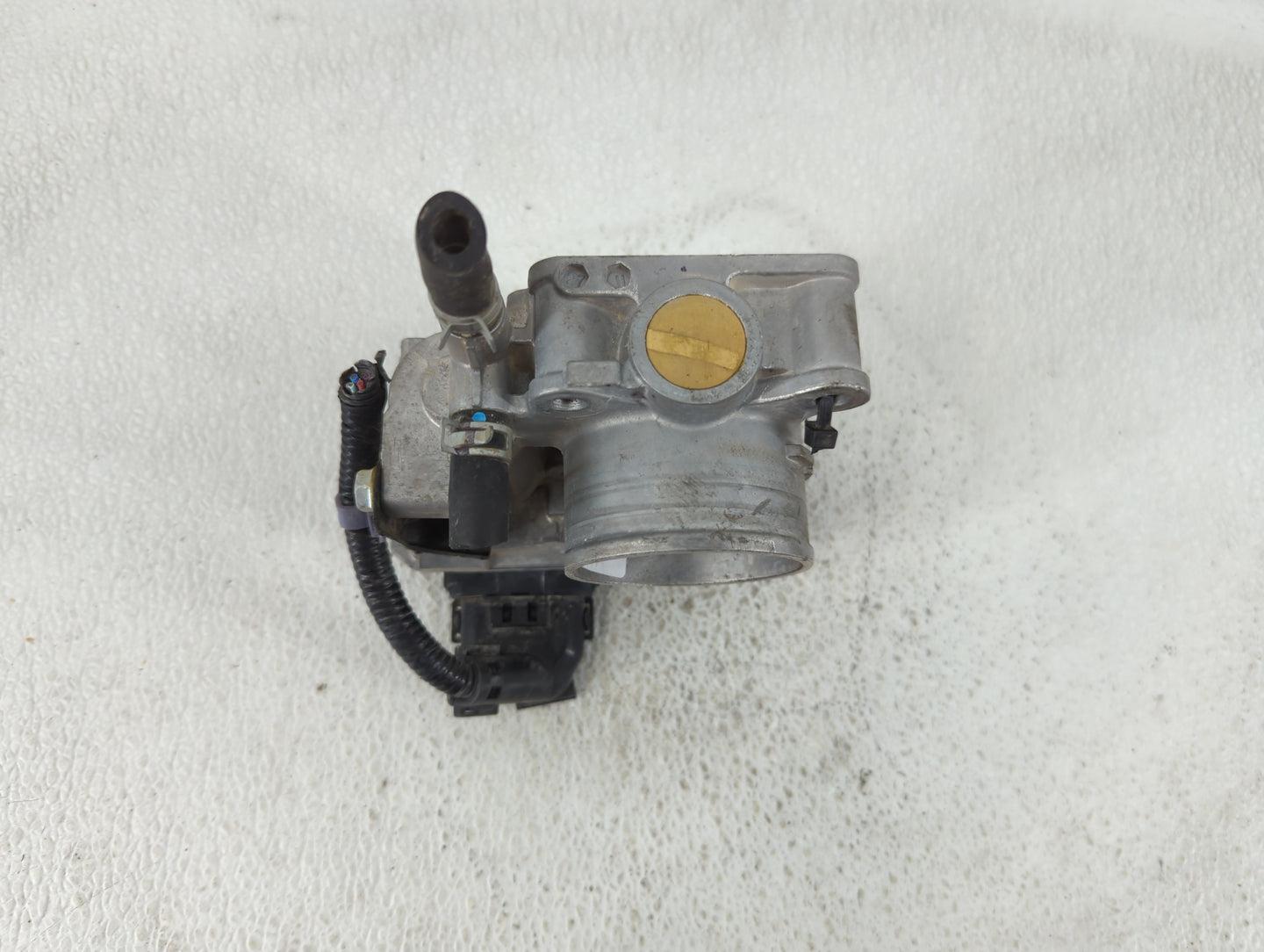 2016-2022 Honda Civic Throttle Body P/N:GMH1A Fits Fits 2016 2017 2018 2019 2020 2021 2022 OEM Used Auto Parts - Oemusedauto