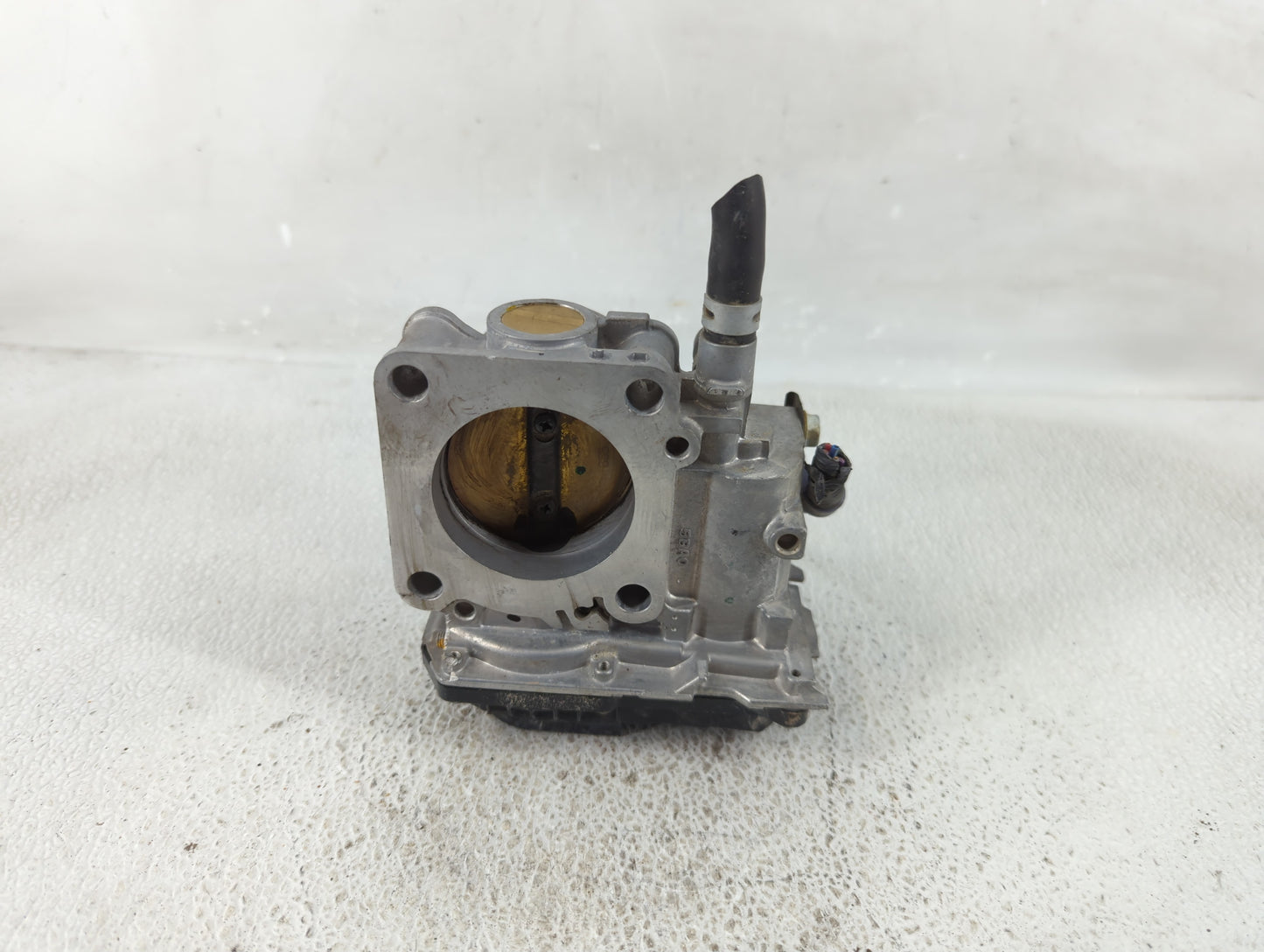 2016-2022 Honda Civic Throttle Body P/N:GMH1A Fits Fits 2016 2017 2018 2019 2020 2021 2022 OEM Used Auto Parts - Oemusedauto