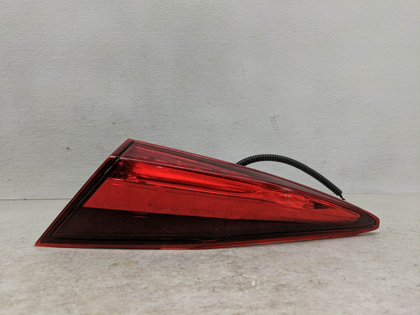 2016-2021 Honda Civic Tail Light Assembly Passenger Right OEM Fits Fits 2016 2017 2018 2019 2020 2021 OEM Used Auto Parts - 