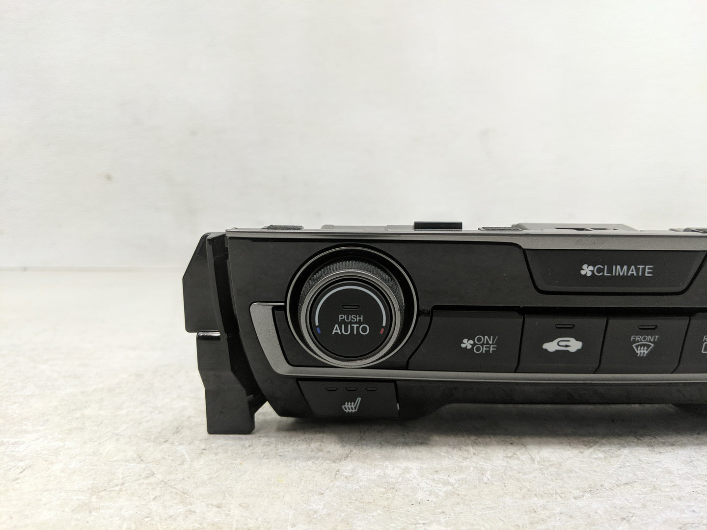 2016-2018 Honda Civic Climate Control Module Temperature AC/Heater Replacement P/N:79600TBAA611M1 Fits Fits 2016 2017 2018 O