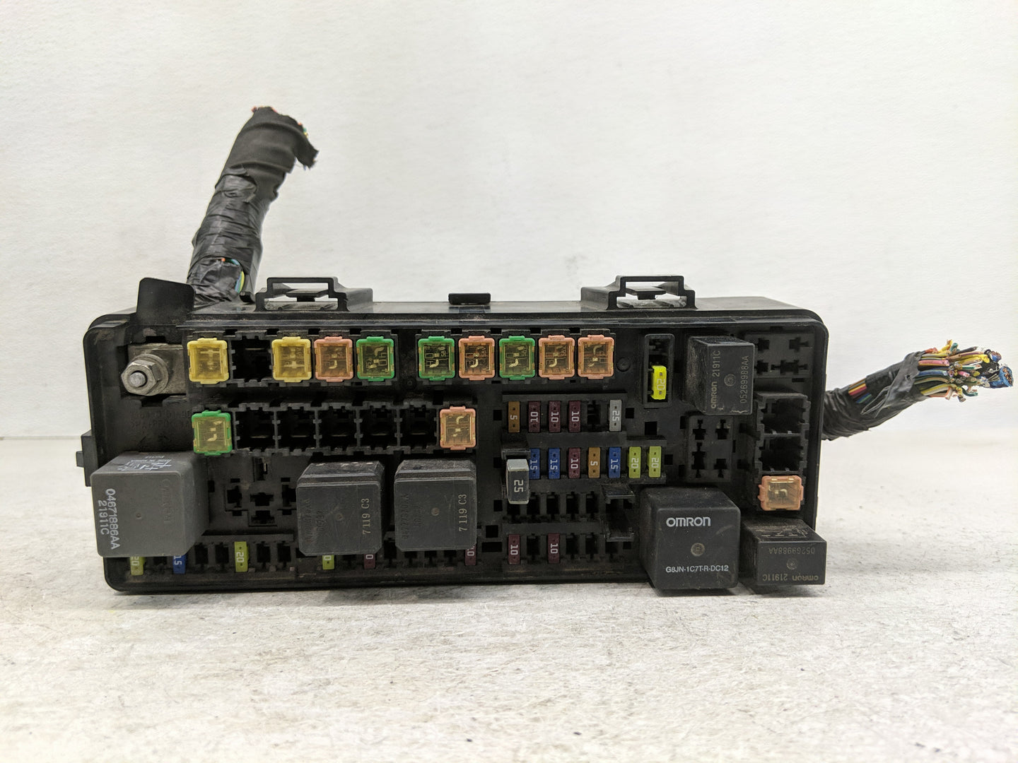 2016-2018 Honda Civic Fusebox Fuse Box Panel Relay Module Fits Fits 2016 2017 2018 OEM Used Auto Parts - Oemusedautoparts1.c