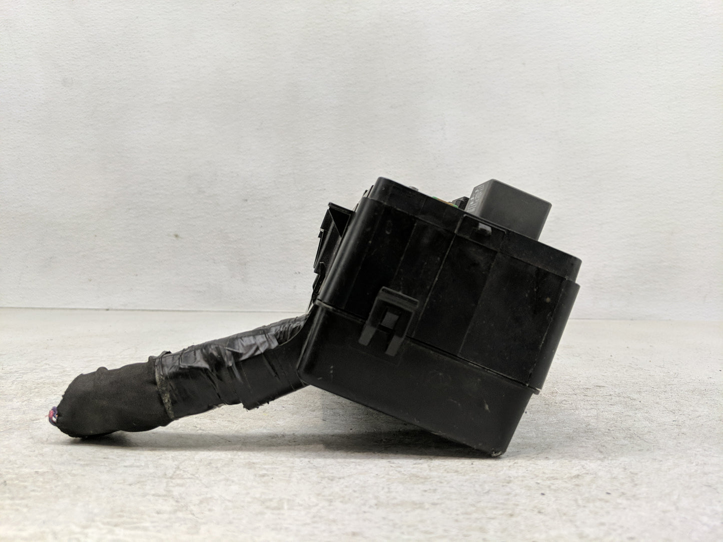 2016-2018 Honda Civic Fusebox Fuse Box Panel Relay Module Fits Fits 2016 2017 2018 OEM Used Auto Parts - Oemusedautoparts1.c