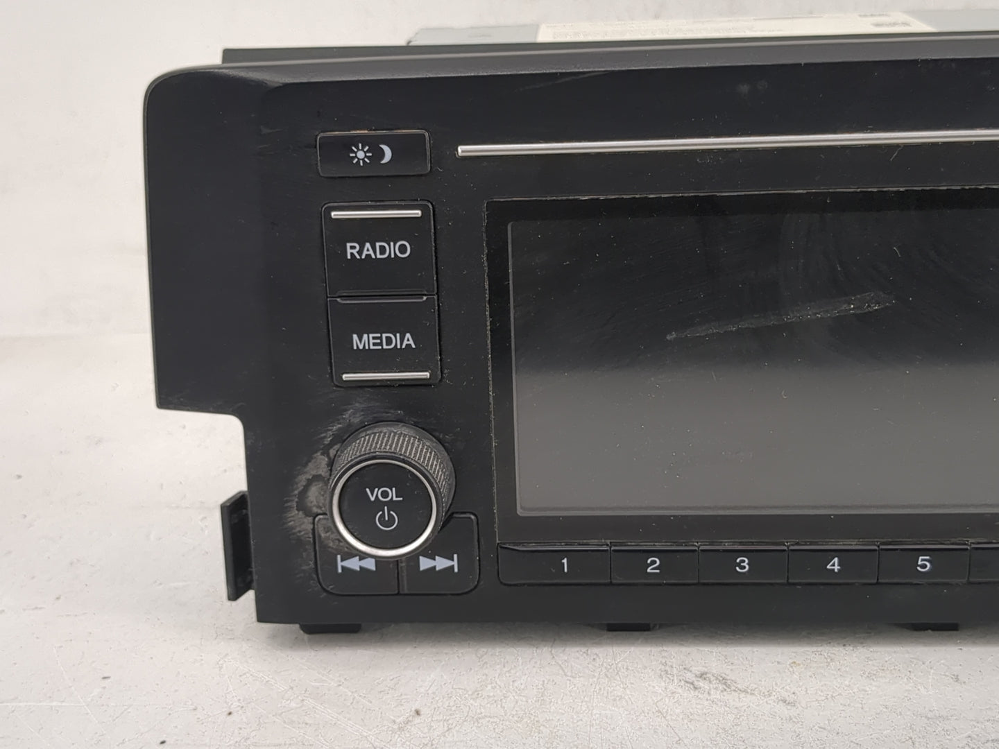 2016-2017 Honda Civic Radio AM FM Cd Player Receiver Replacement Fits Fits 2016 2017 OEM Used Auto Parts - Oemusedautoparts1