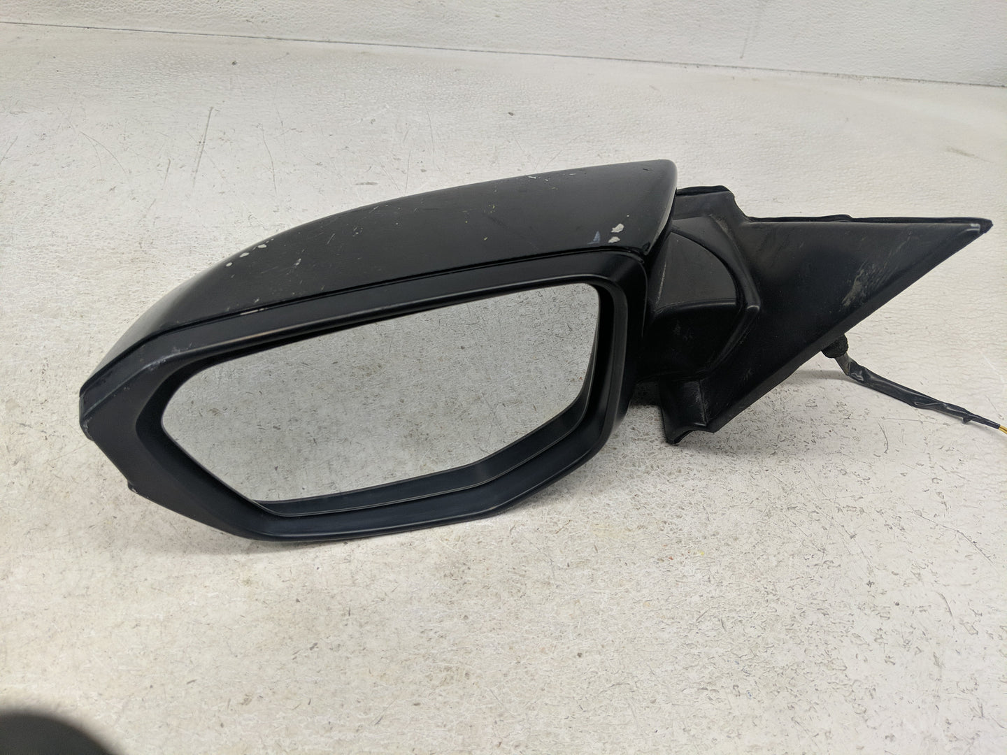 2017-2021 Honda Civic Driver Side View Mirror - Left Door Mirror OEM Used - Oemusedautoparts1.com