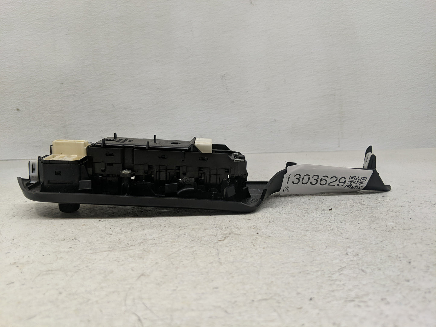 2016-2018 Honda Civic Master Power Window Switch Replacement Driver Side Left P/N:M48382 Fits Fits 2016 2018 OEM Used Auto P