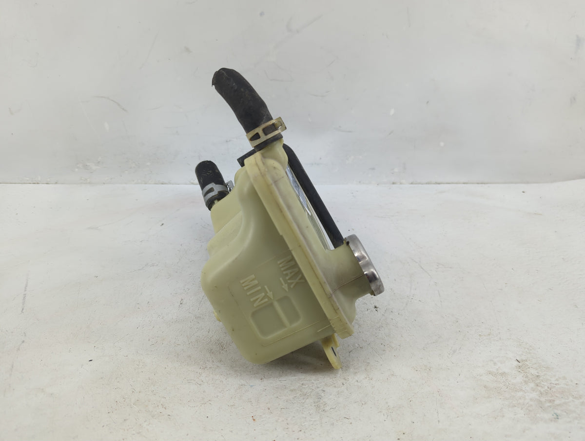 2017-2021 Honda Civic Radiator Coolant Overflow Expansion Tank Bottle 1369056 - Oemusedautoparts1.com