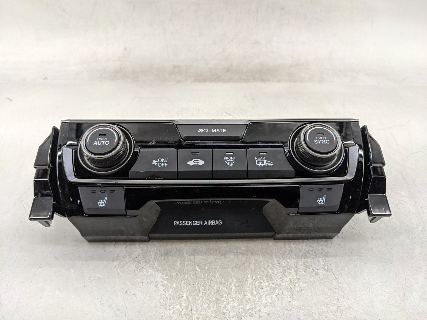 2016-2018 Honda Civic Climate Control Module Temperature AC/Heater Replacement P/N:79600TBAA611M1 Fits Fits 2016 2017 2018 O