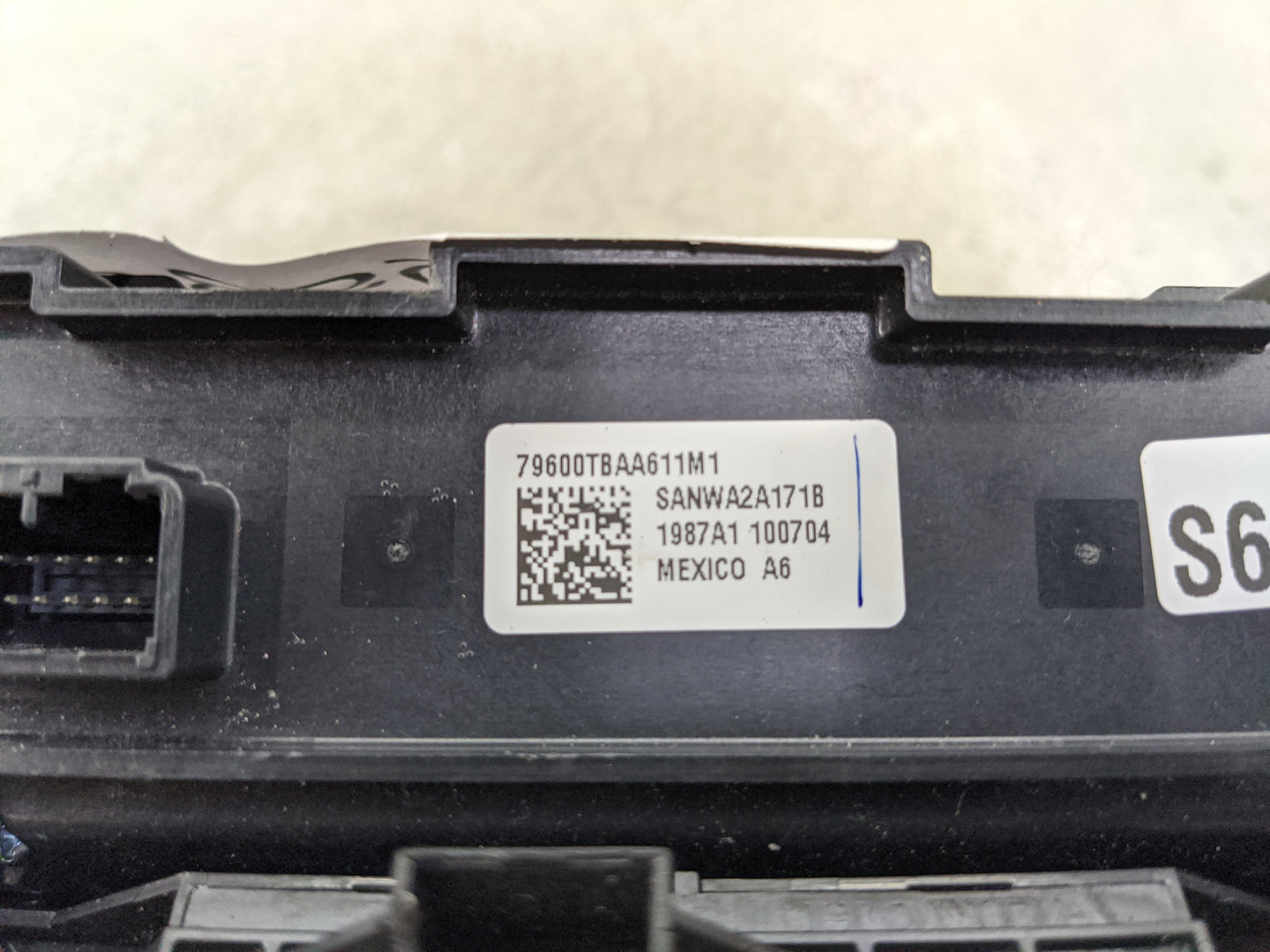 2016-2018 Honda Civic Climate Control Module Temperature AC/Heater Replacement P/N:79600TBAA611M1 Fits Fits 2016 2017 2018 O
