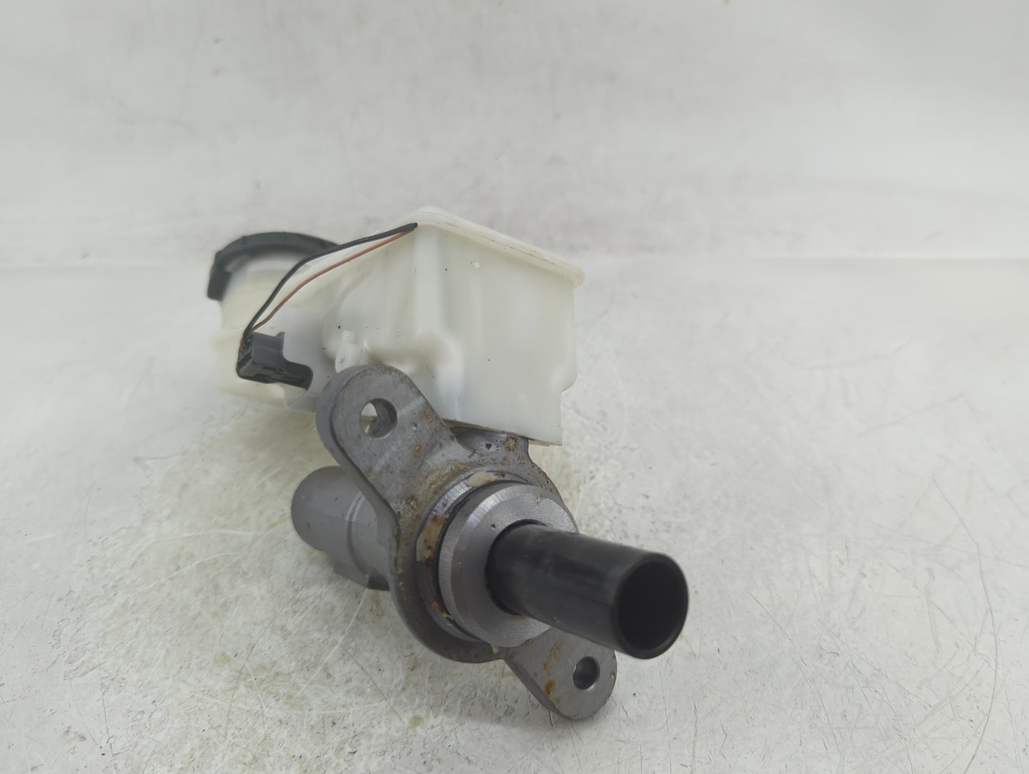 2016-2021 Honda Civic Brake Master Cylinder - Oemusedautoparts1.com