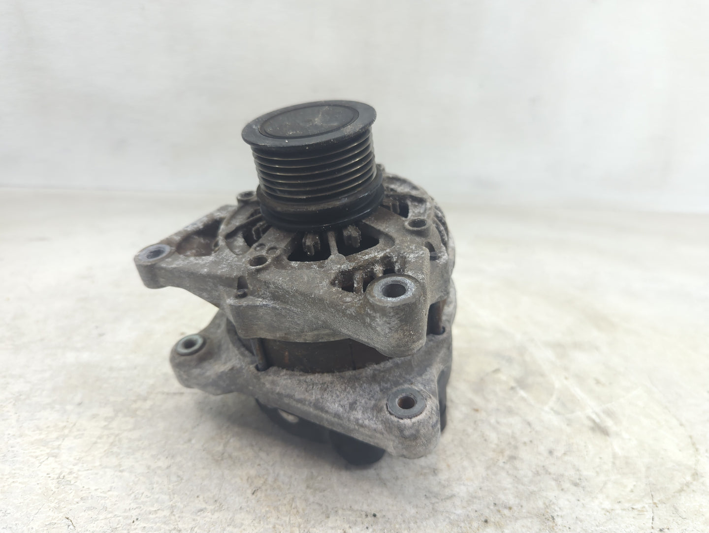 2016-2017 Honda Civic Alternator Replacement Generator Charging Assembly Engine OEM P/N:104211-4340 Fits Fits 2016 2017 OEM 