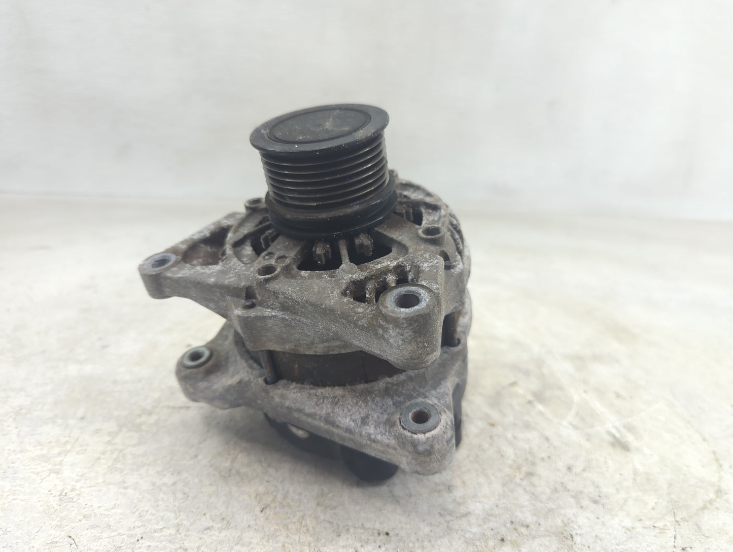 2016-2017 Honda Civic Alternator Replacement Generator Charging Assembly Engine OEM P/N:104211-4340 Fits Fits 2016 2017 OEM 